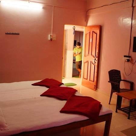 Yash Garden Residency Hotel Ganpatipule Exterior photo